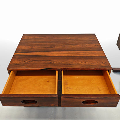 Tables de chevet en bois G. Frattini pour Bernini, années 50