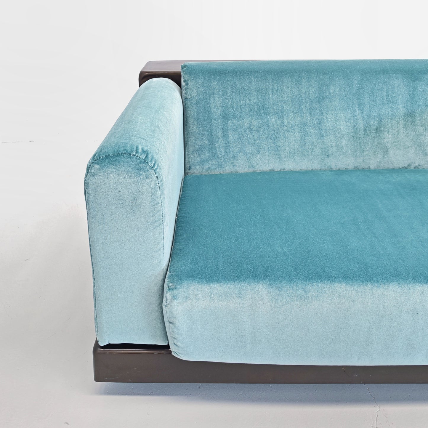 Coppia di poltrone in velluto celeste mod. "Gradual" Cini Boeri per Gavina anni 70