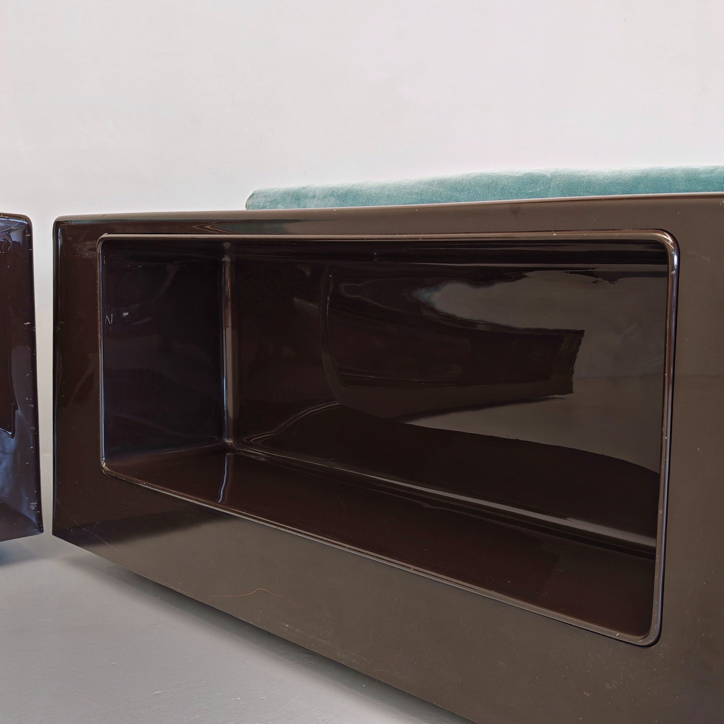 Coppia di poltrone in velluto celeste mod. "Gradual" Cini Boeri per Gavina anni 70