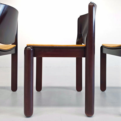 Ensemble de 4 chaises Modèle 122 Vico Magistretti pour Cassina, années 70