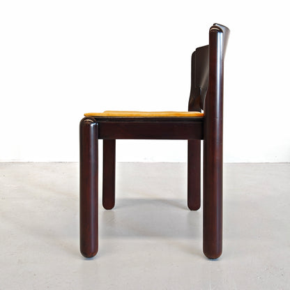 Ensemble de 4 chaises Modèle 122 Vico Magistretti pour Cassina, années 70