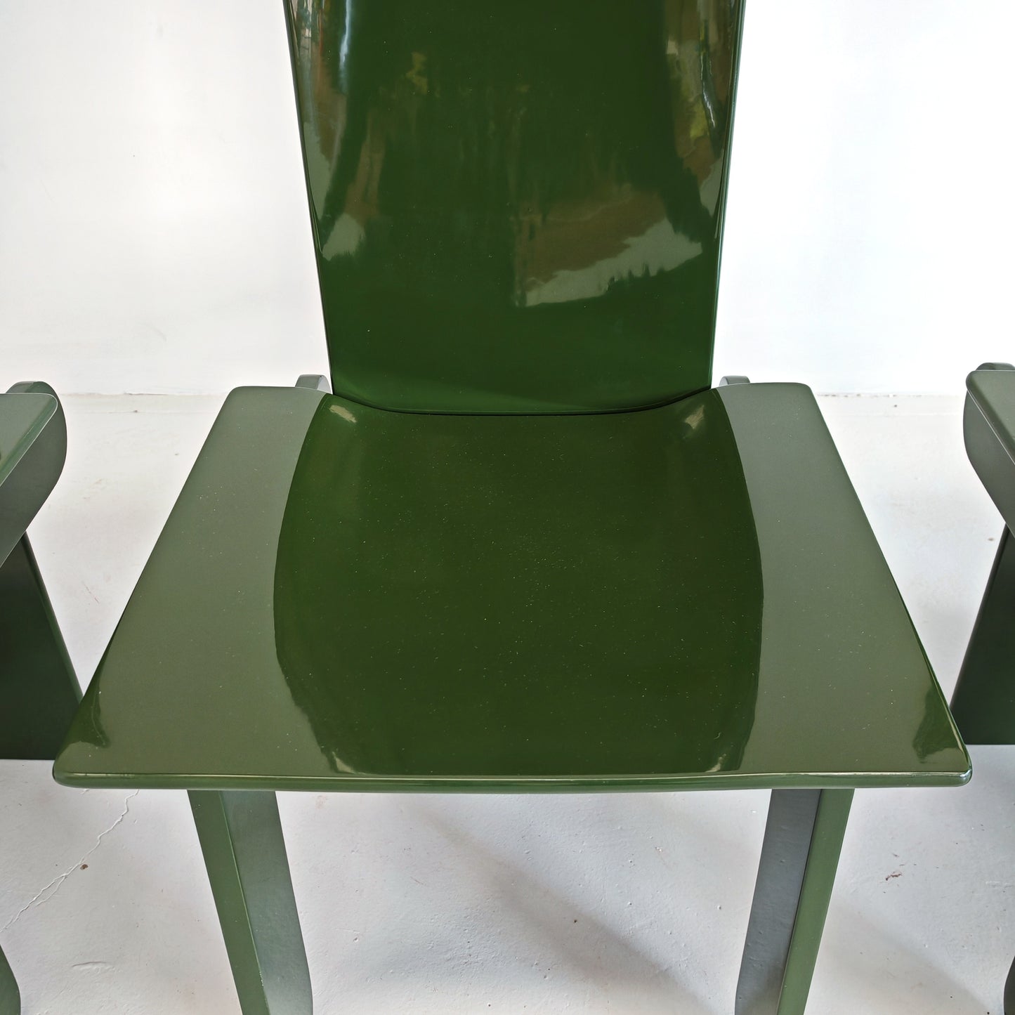 Set di 4 sedie laccate verde inglese Carlo Scarpa per Gavina anni 70