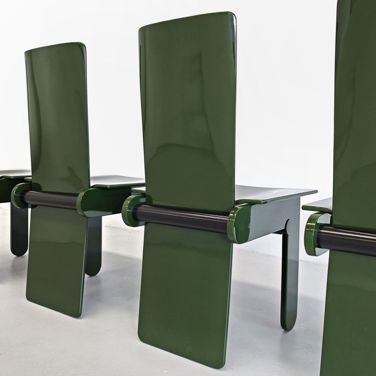Set di 4 sedie laccate verde inglese Carlo Scarpa per Gavina anni 70