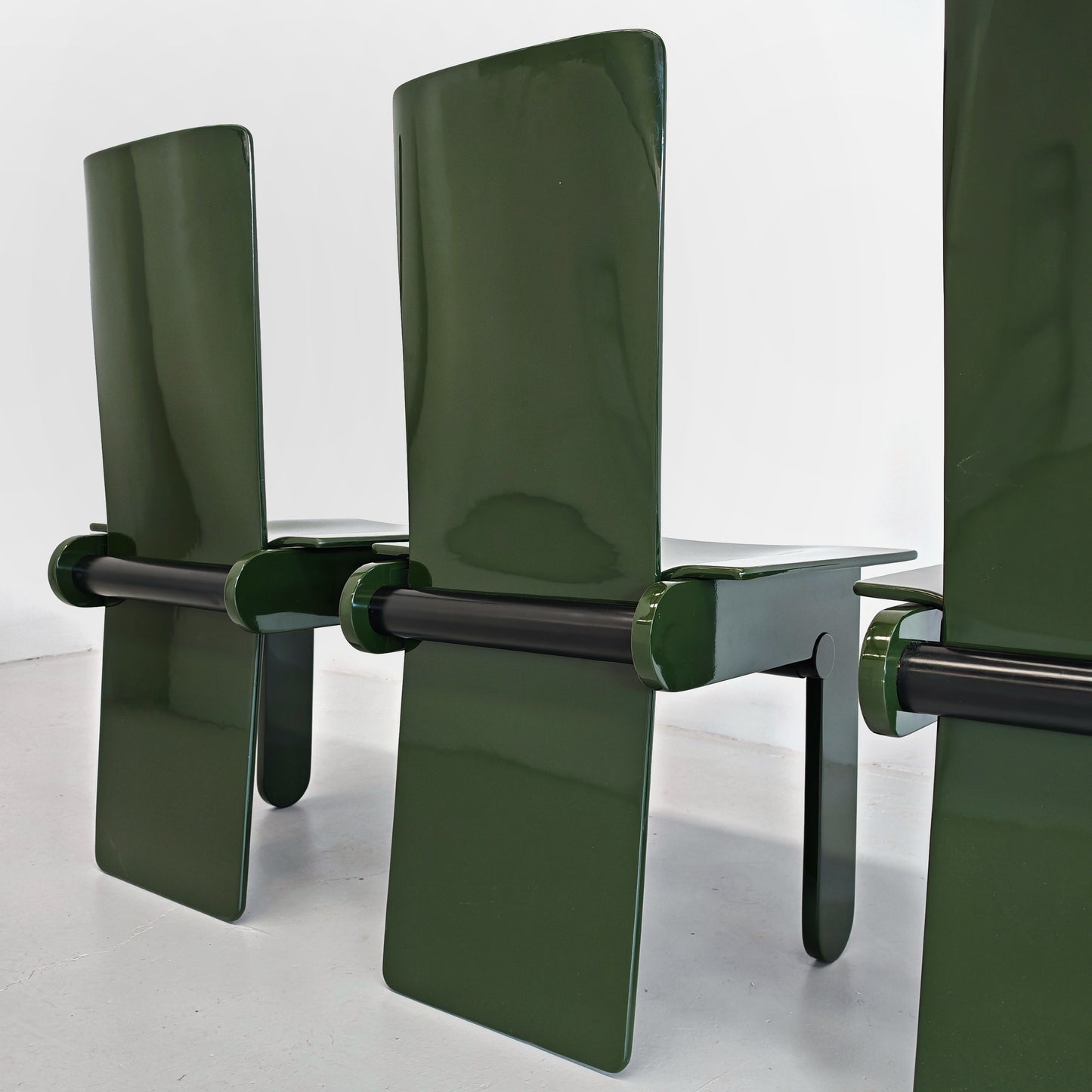 Set di 4 sedie laccate verde inglese Carlo Scarpa per Gavina anni 70