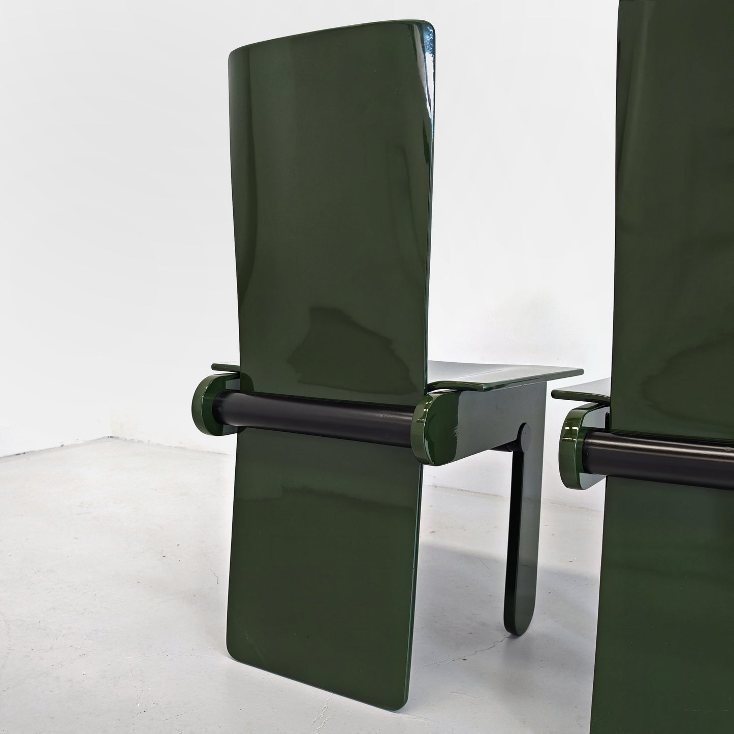 Set di 4 sedie laccate verde inglese Carlo Scarpa per Gavina anni 70