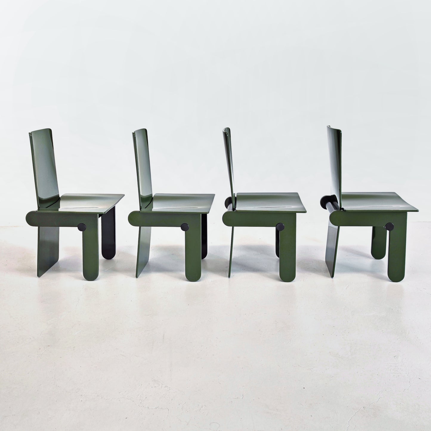 Set di 4 sedie laccate verde inglese Carlo Scarpa per Gavina anni 70