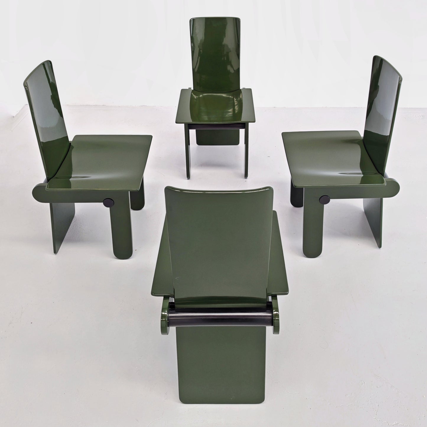 Set di 4 sedie laccate verde inglese Carlo Scarpa per Gavina anni 70