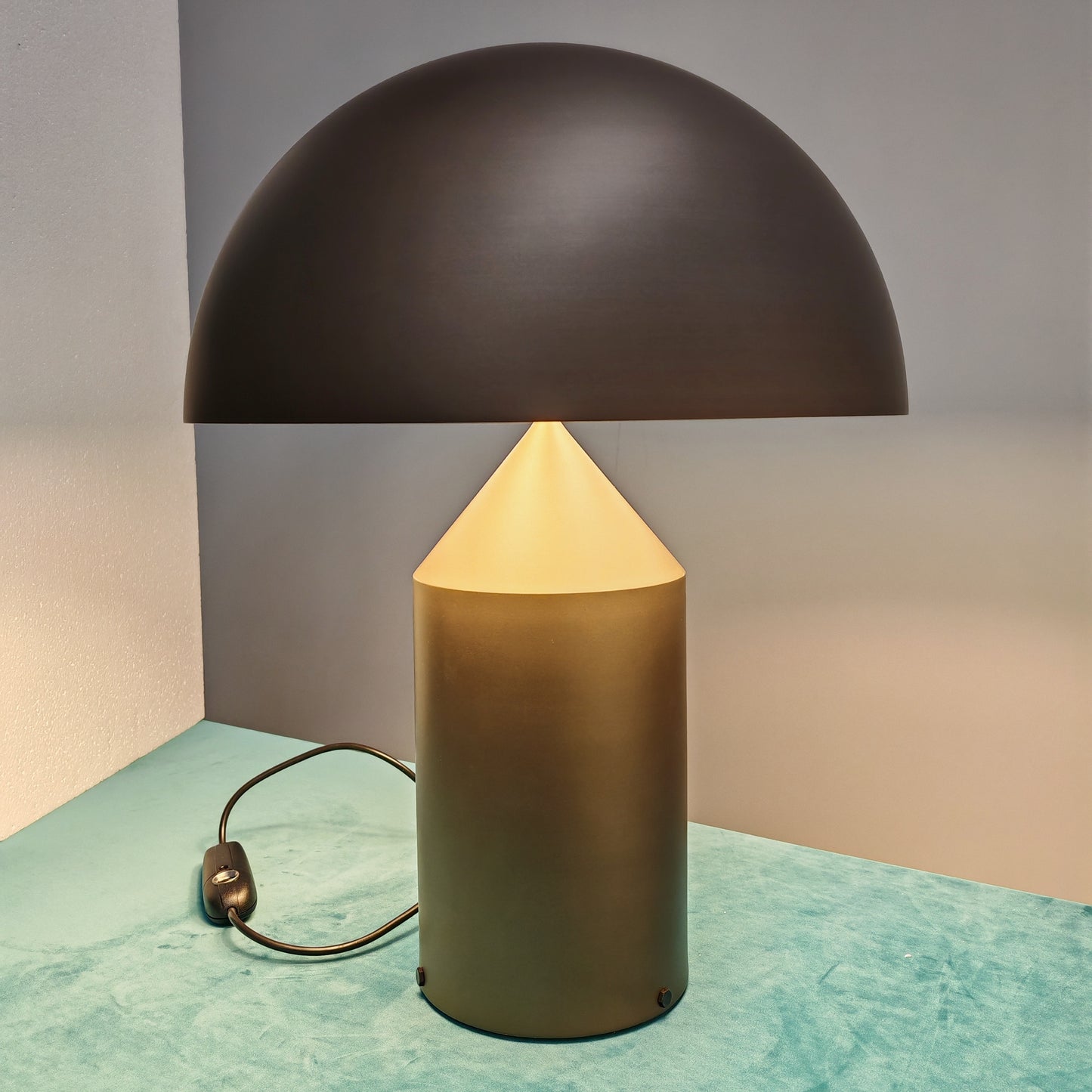 Lampada Atollo (Grande) Vico Magistretti per Oluce Metallo Bronzo