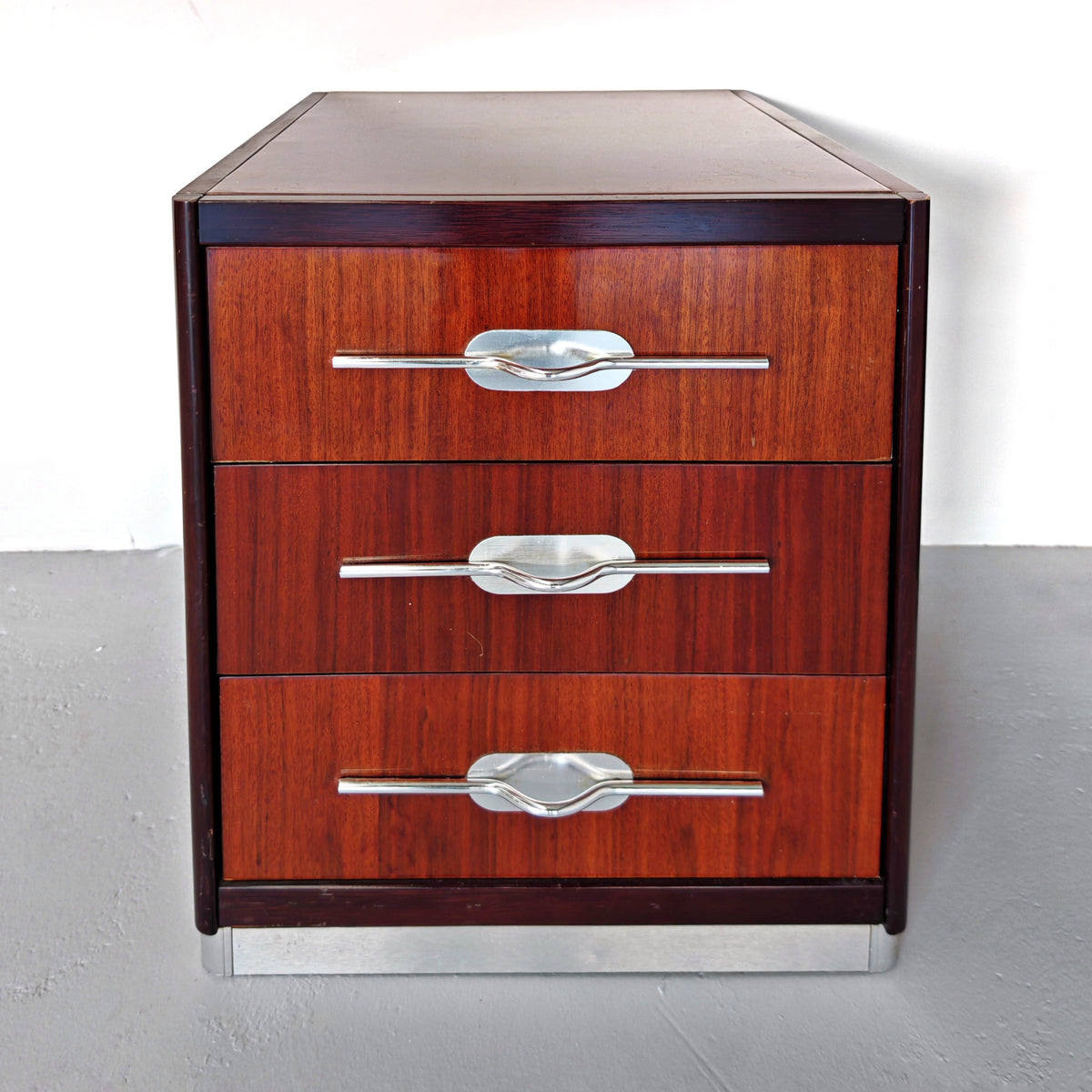 Coppia comodini in legno vintage anni 70