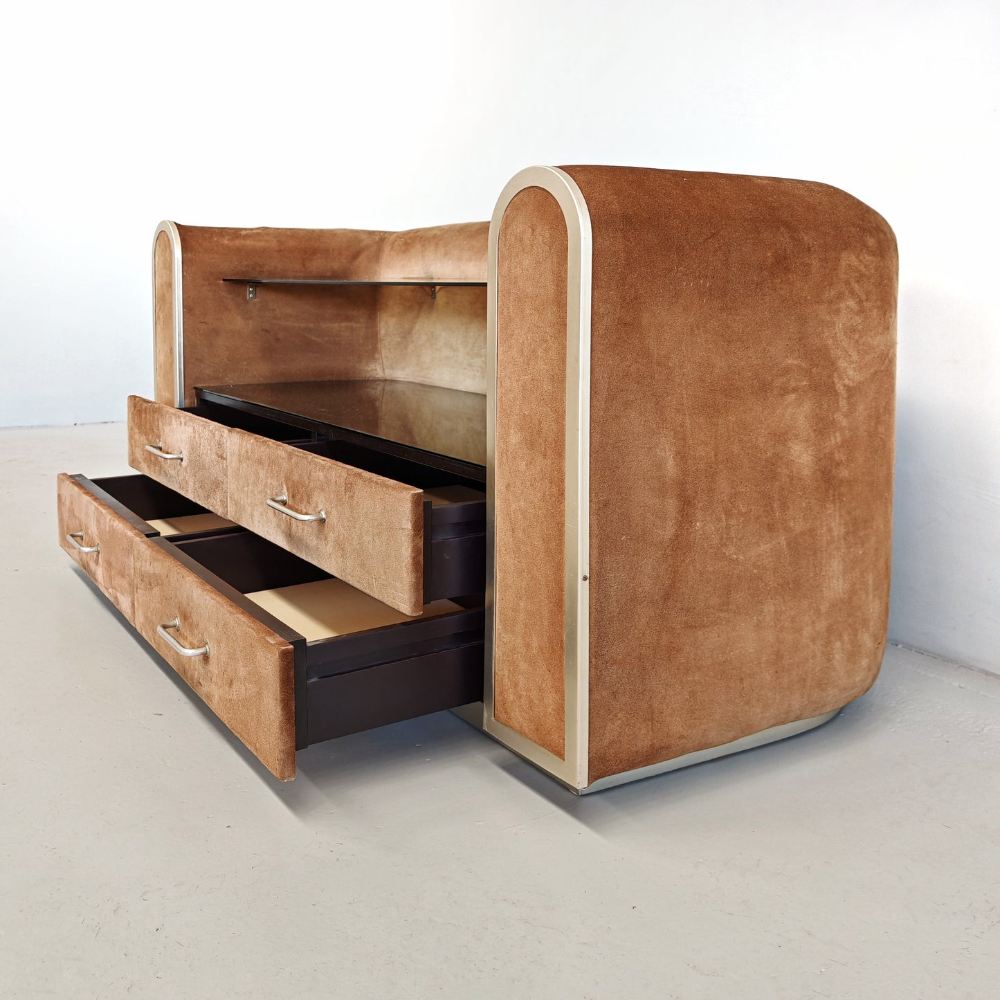 Comò cassettiera in suede vintage anni 70