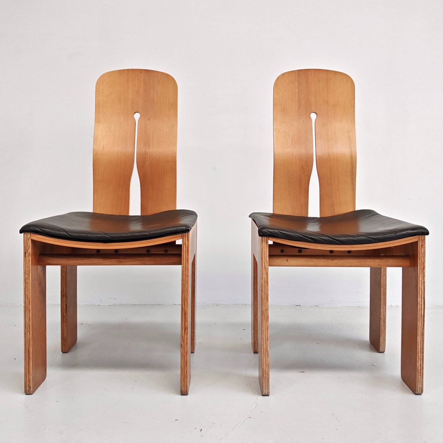 Coppia sedie 765 Carlo Scarpa per Bernini anni 70