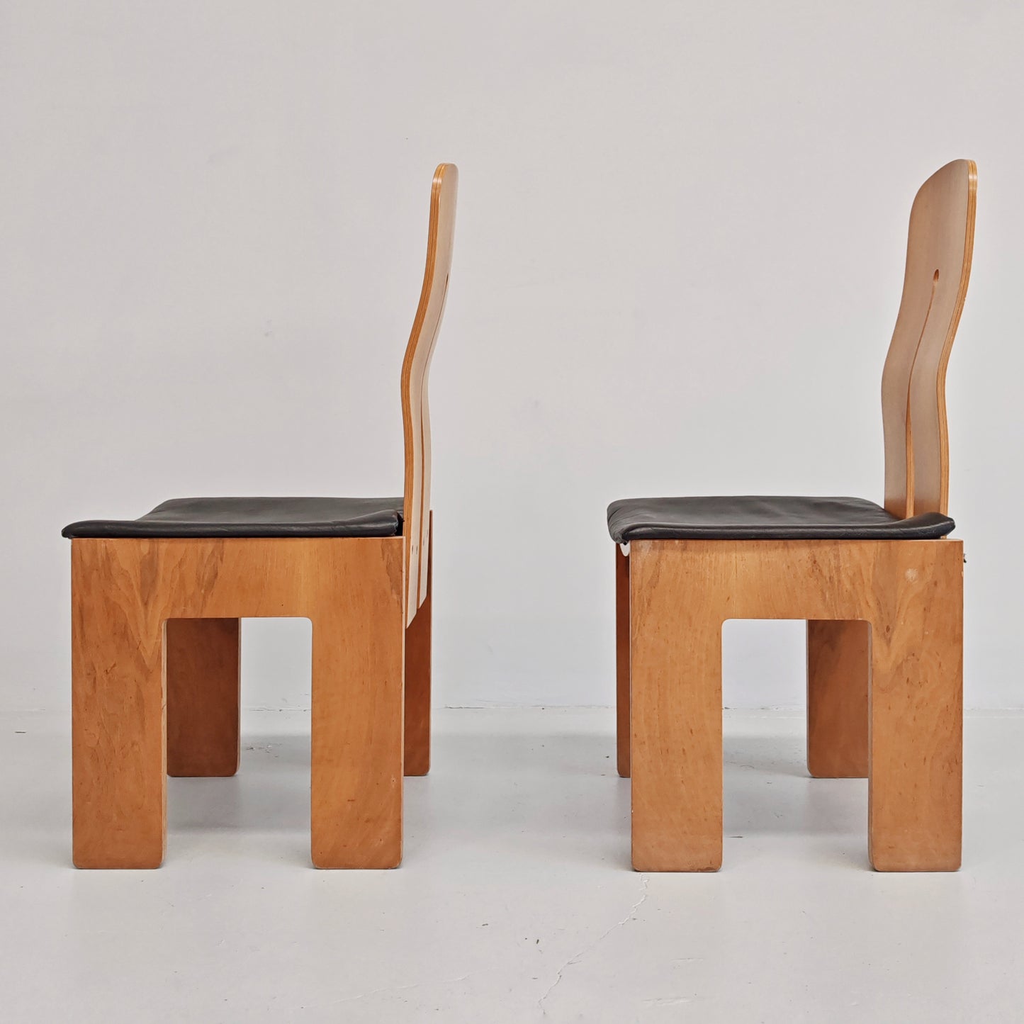 Coppia sedie 765 Carlo Scarpa per Bernini anni 70