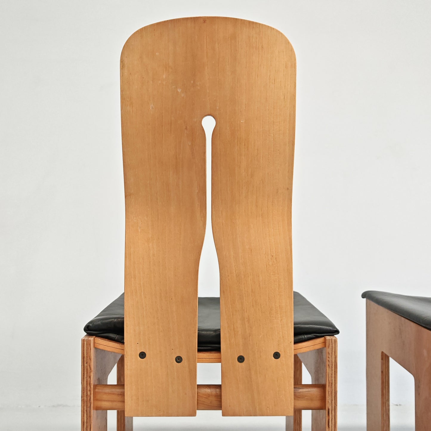 Coppia sedie 765 Carlo Scarpa per Bernini anni 70