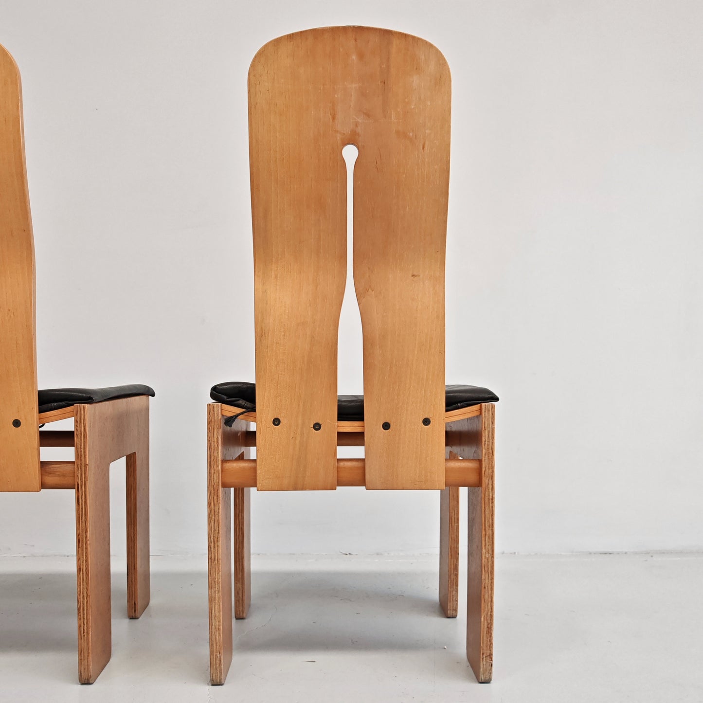 Coppia sedie 765 Carlo Scarpa per Bernini anni 70