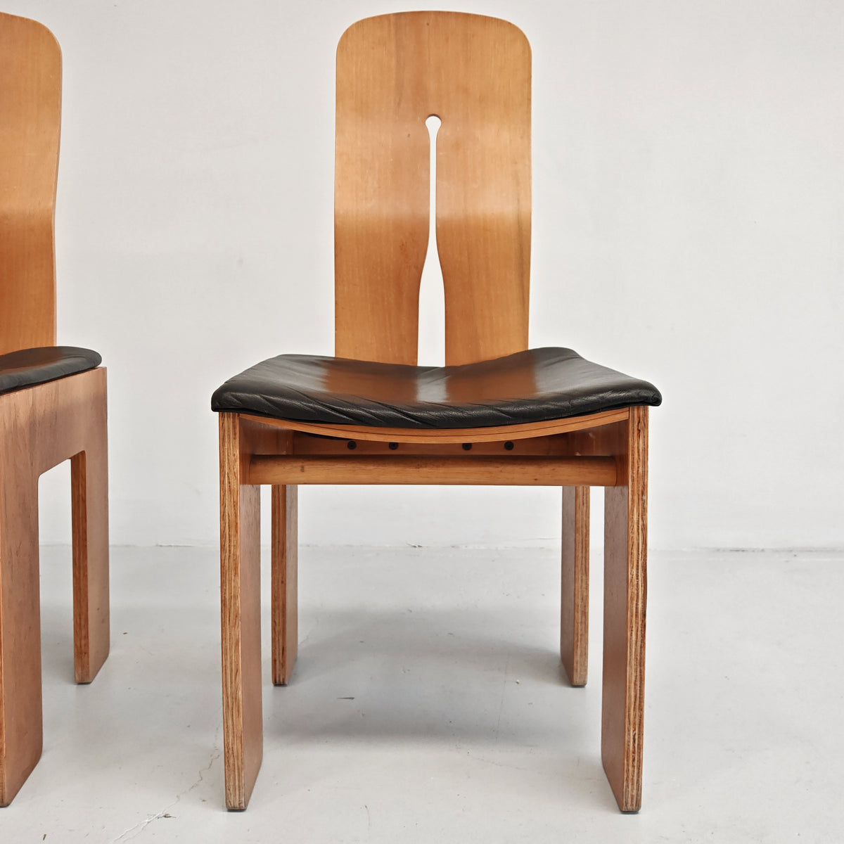 Paire de chaises 765 de Carlo Scarpa pour Bernini, années 70