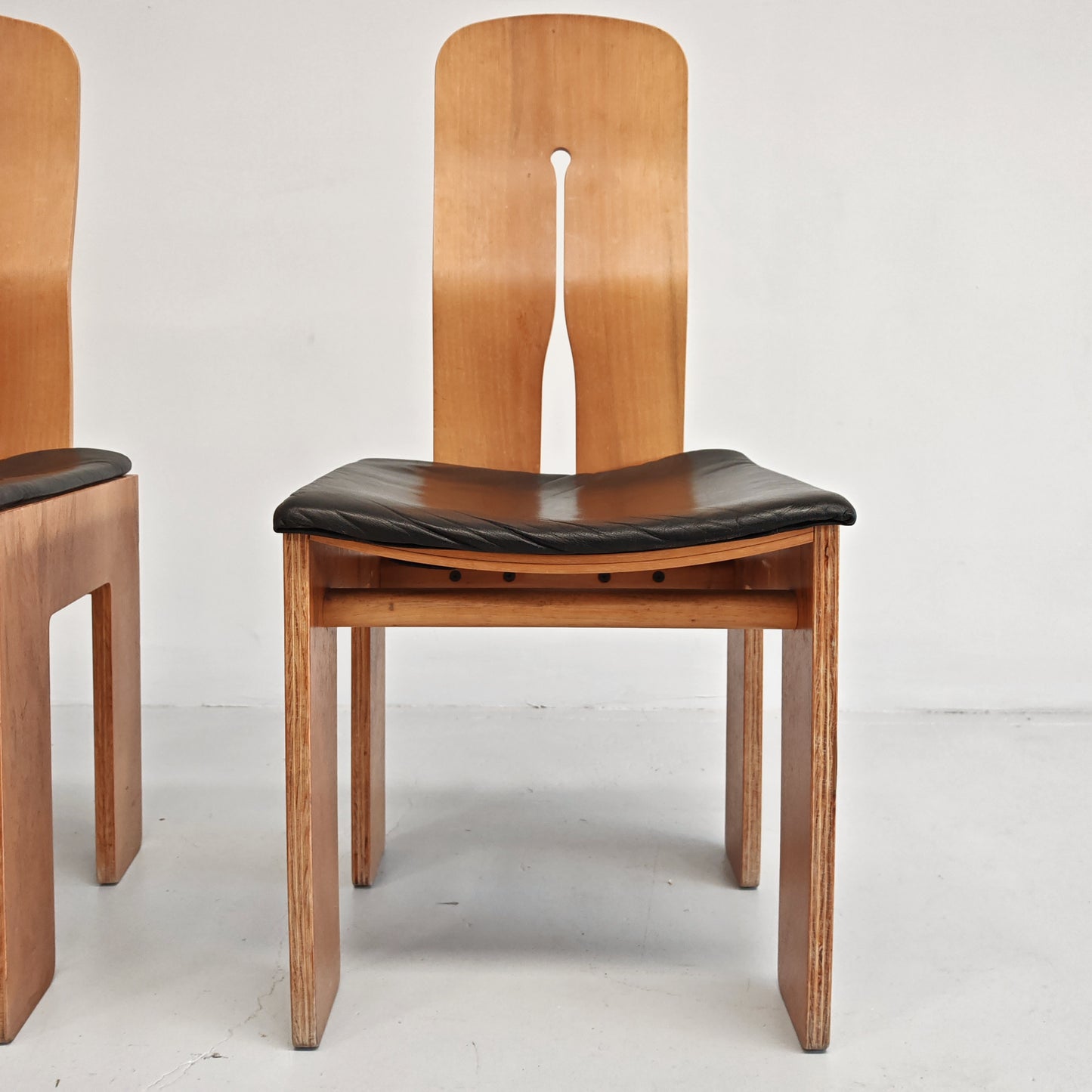 Coppia sedie 765 Carlo Scarpa per Bernini anni 70