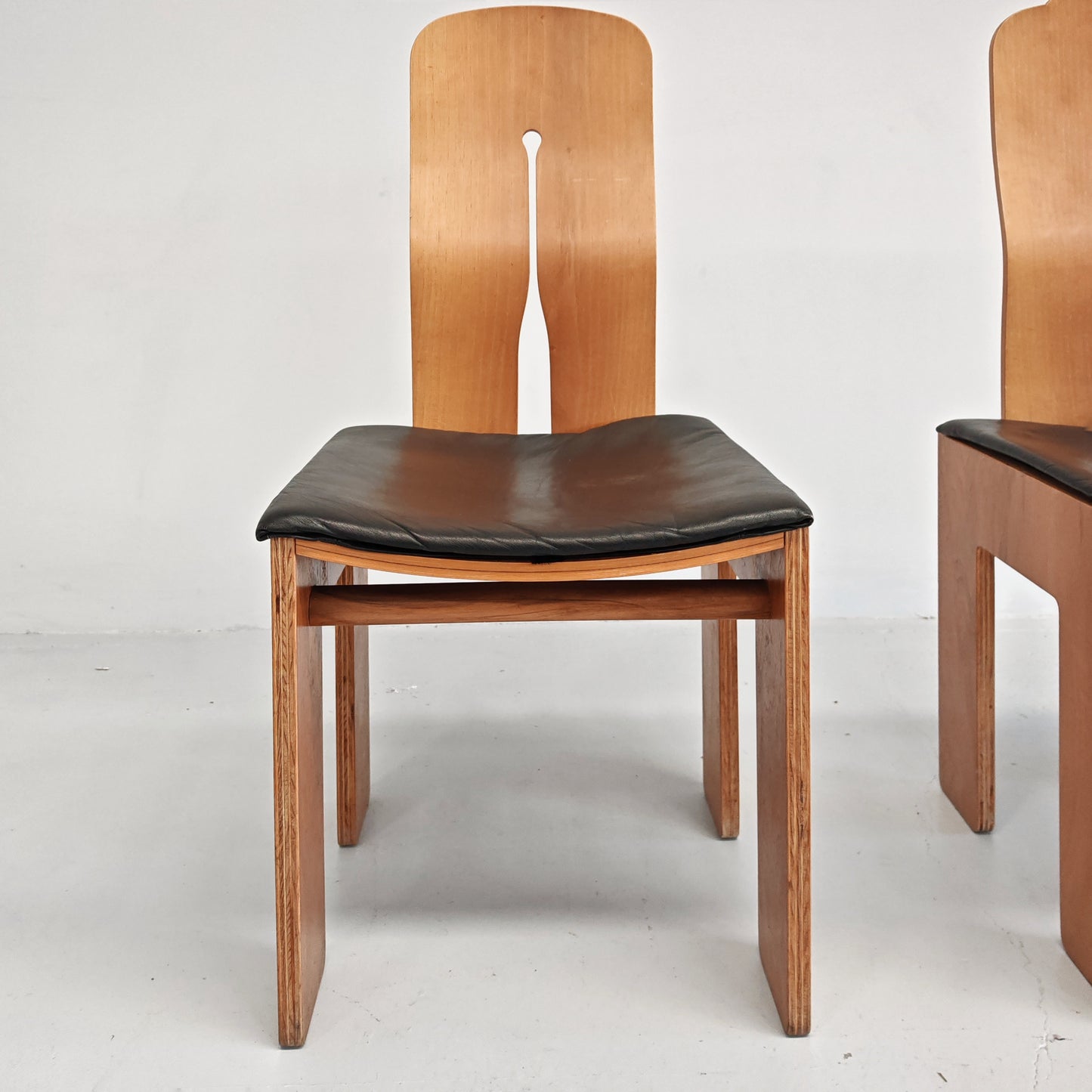 Coppia sedie 765 Carlo Scarpa per Bernini anni 70