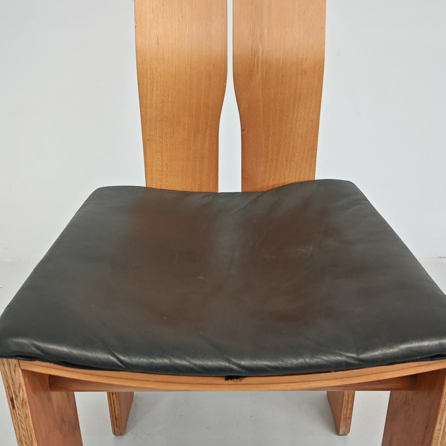 Coppia sedie 765 Carlo Scarpa per Bernini anni 70