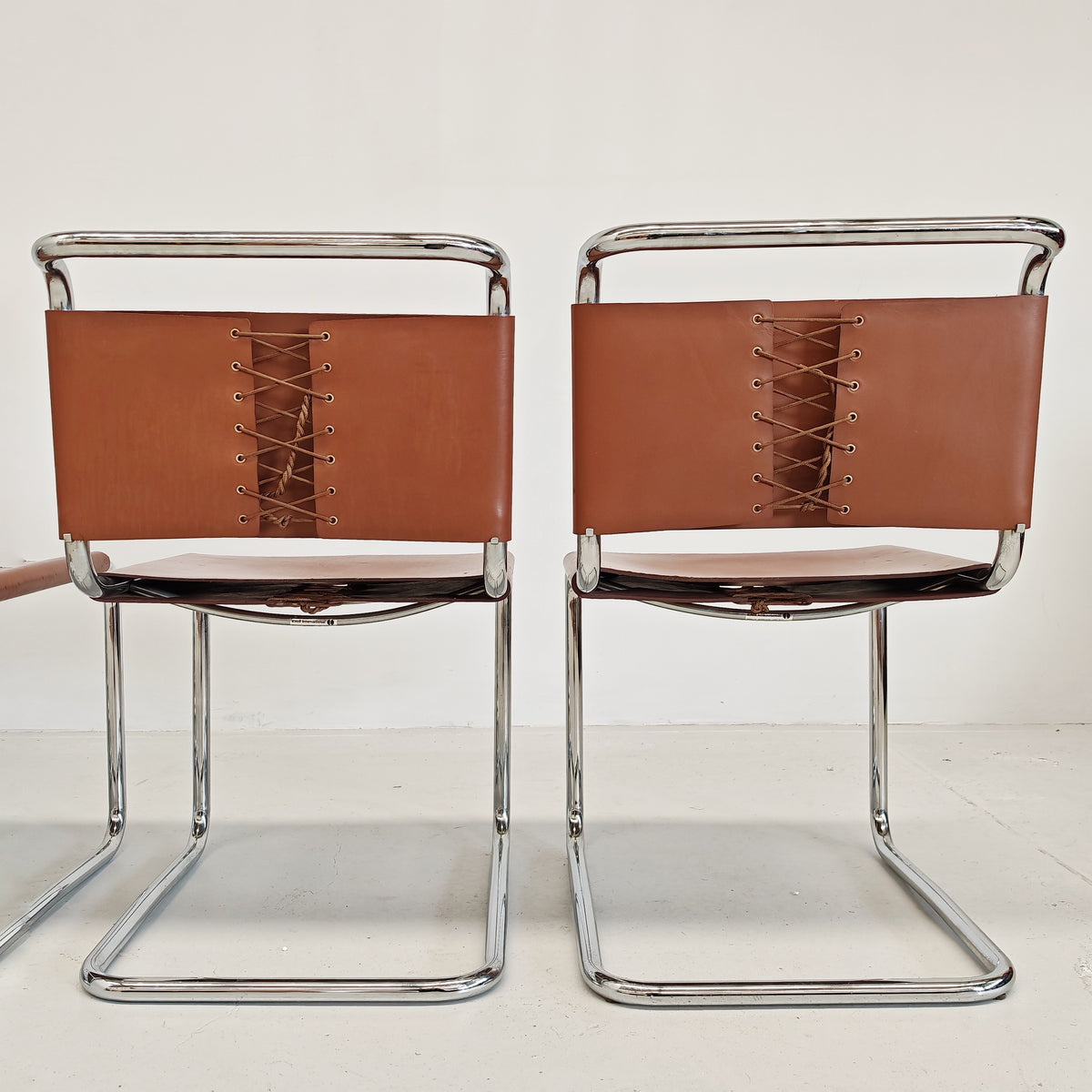 8 Sedie in cuoio e tubolare modello Spoleto Knoll International anni 70
