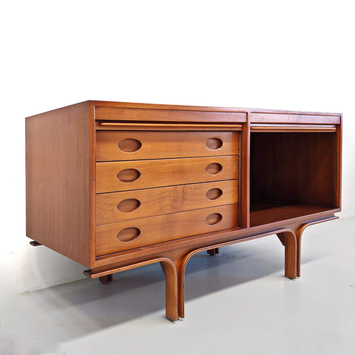 Credenza in legno chiaro vintage anni 60 Attribuita a Gianfranco Frattini (B)
