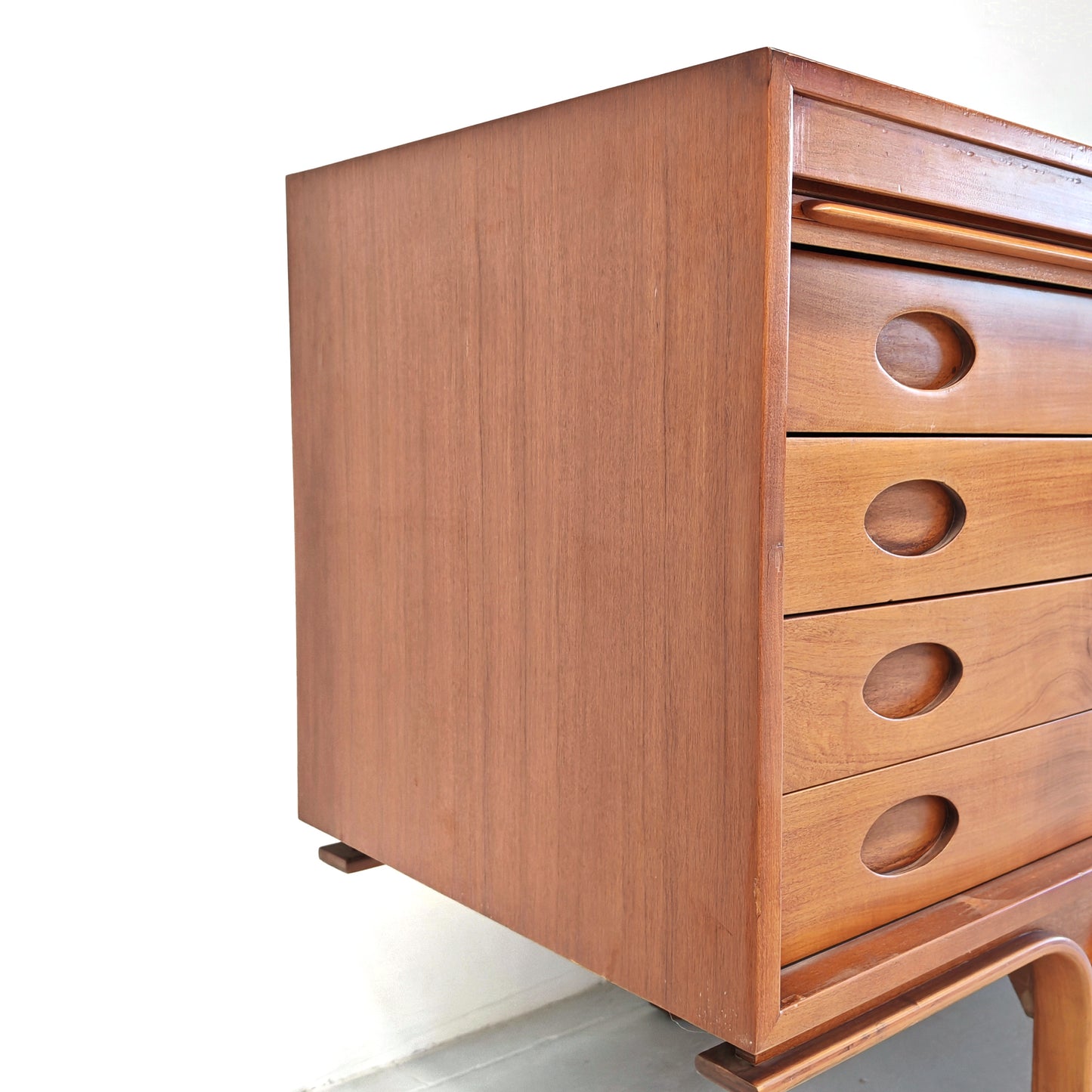 Credenza in legno chiaro vintage anni 60 Attribuita a Gianfranco Frattini (B)