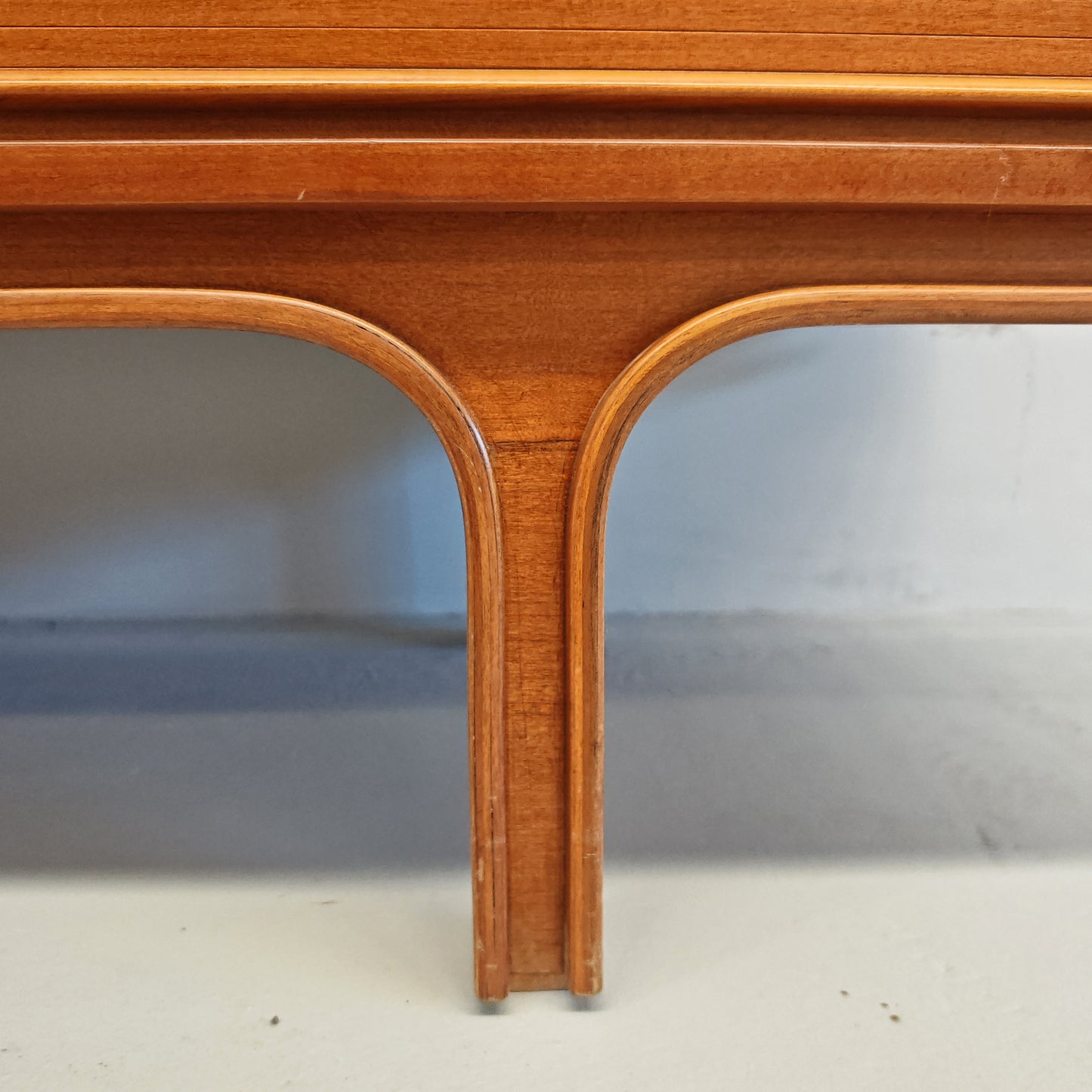 Credenza in legno chiaro vintage anni 60 Attribuita a Gianfranco Frattini (B)