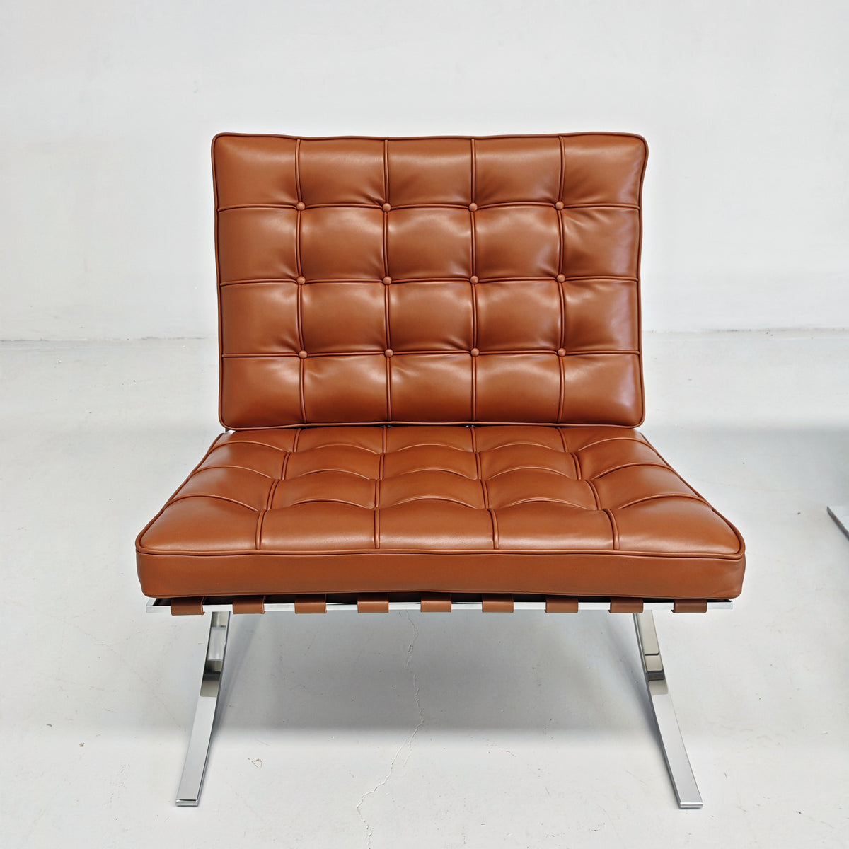 Coppia di ICONICHE POLTRONE IN PELLE COGNAC Tabacco Poltrone Barcelona Ludwig Mies van der Rohe per Knoll