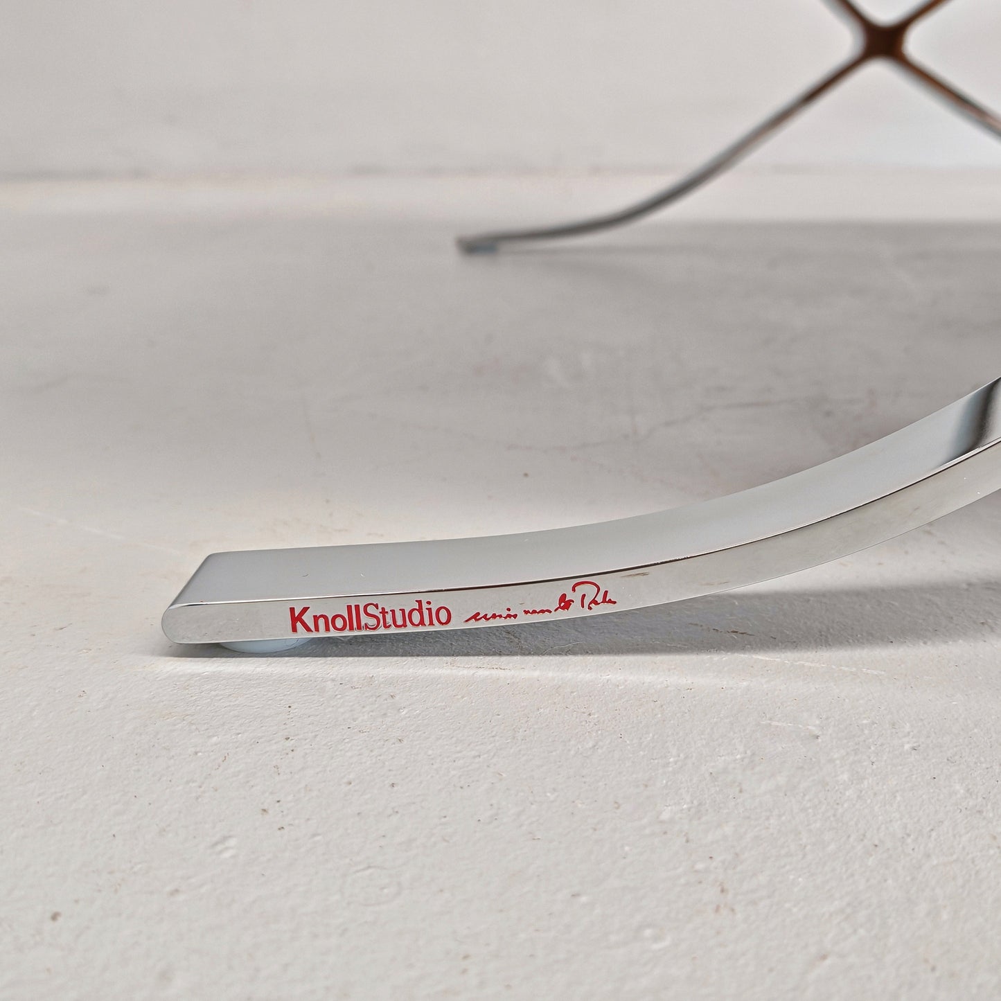 Coppia di ICONICHE POLTRONE IN PELLE COGNAC Tabacco Poltrone Barcelona Ludwig Mies van der Rohe per Knoll