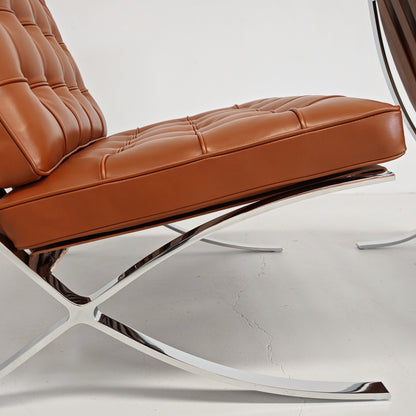 Coppia di ICONICHE POLTRONE IN PELLE COGNAC Tabacco Poltrone Barcelona Ludwig Mies van der Rohe per Knoll