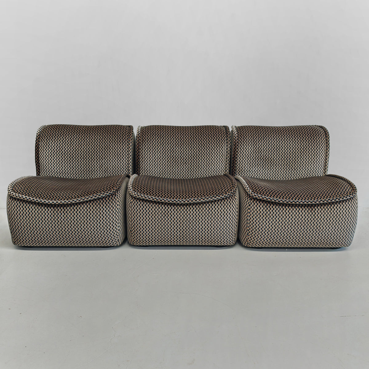 Canapé modulaire en velours optical mod. Calida, Arch. Giudici pour COIMA, années 70