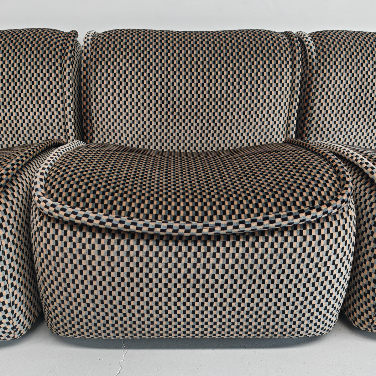 Canapé modulaire en velours optical mod. Calida, Arch. Giudici pour COIMA, années 70