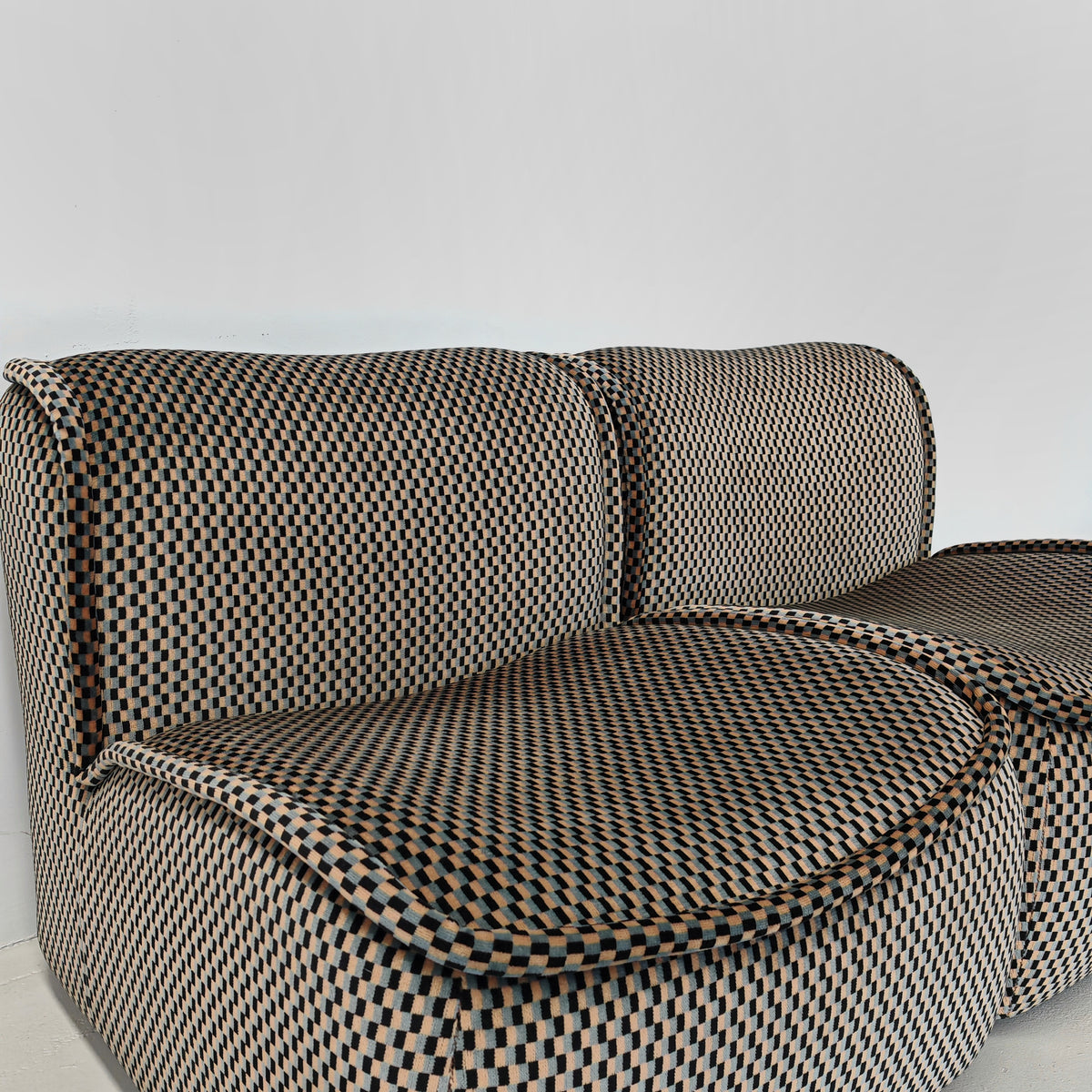 Canapé modulaire en velours optical mod. Calida, Arch. Giudici pour COIMA, années 70