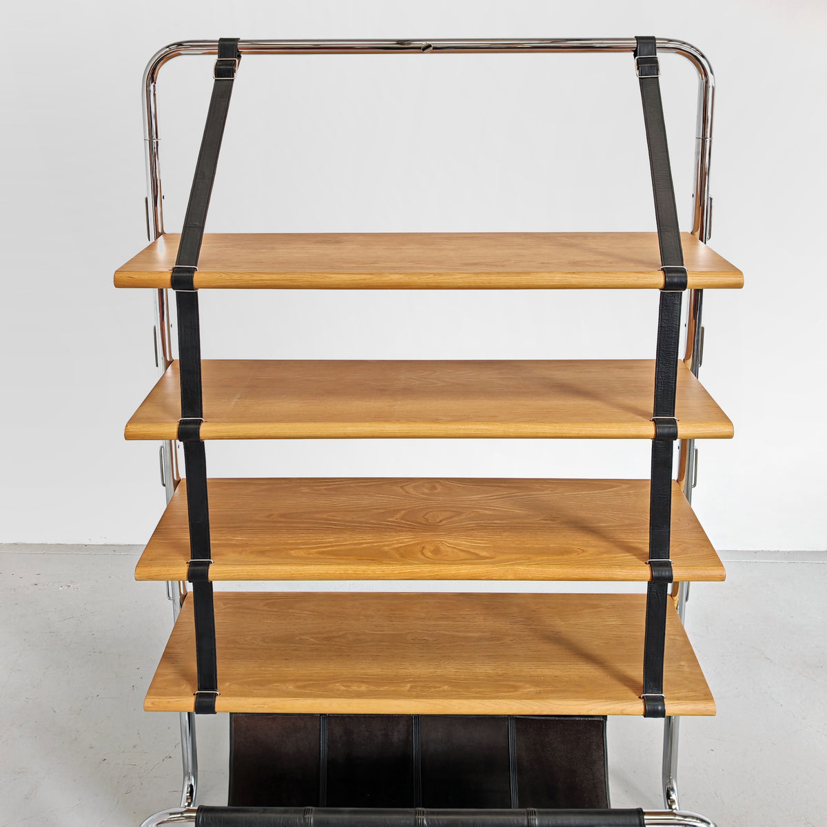 Libreria posto moderna pelle e legno modello "Jumbo Line" di Luigi Massoni per Poltrona Frau anni 70