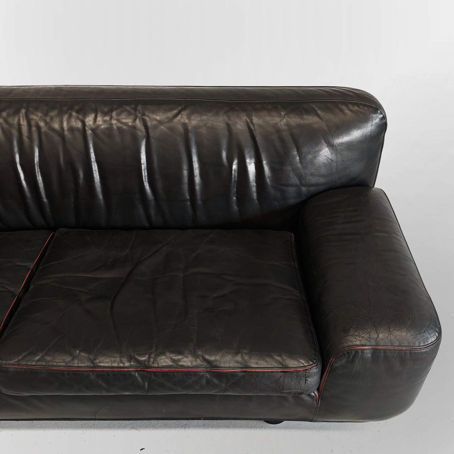 Divano pelle nera Franco Poli per Bernini anni 80