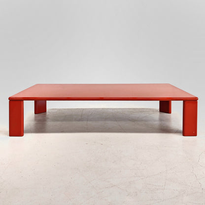 Table basse rectangulaire laquée rouge/orange Ming de K. Takahama pour Simon Gavina, années 70