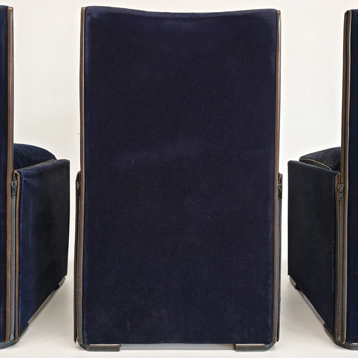 Set di 4 Sedie in velluto blu modello 401 "Break" Mario Bellini per Cassina  anni '80