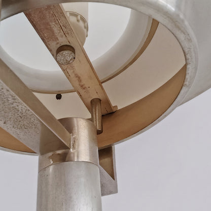 Lampada da terra vintage in vetro bianco anni 60