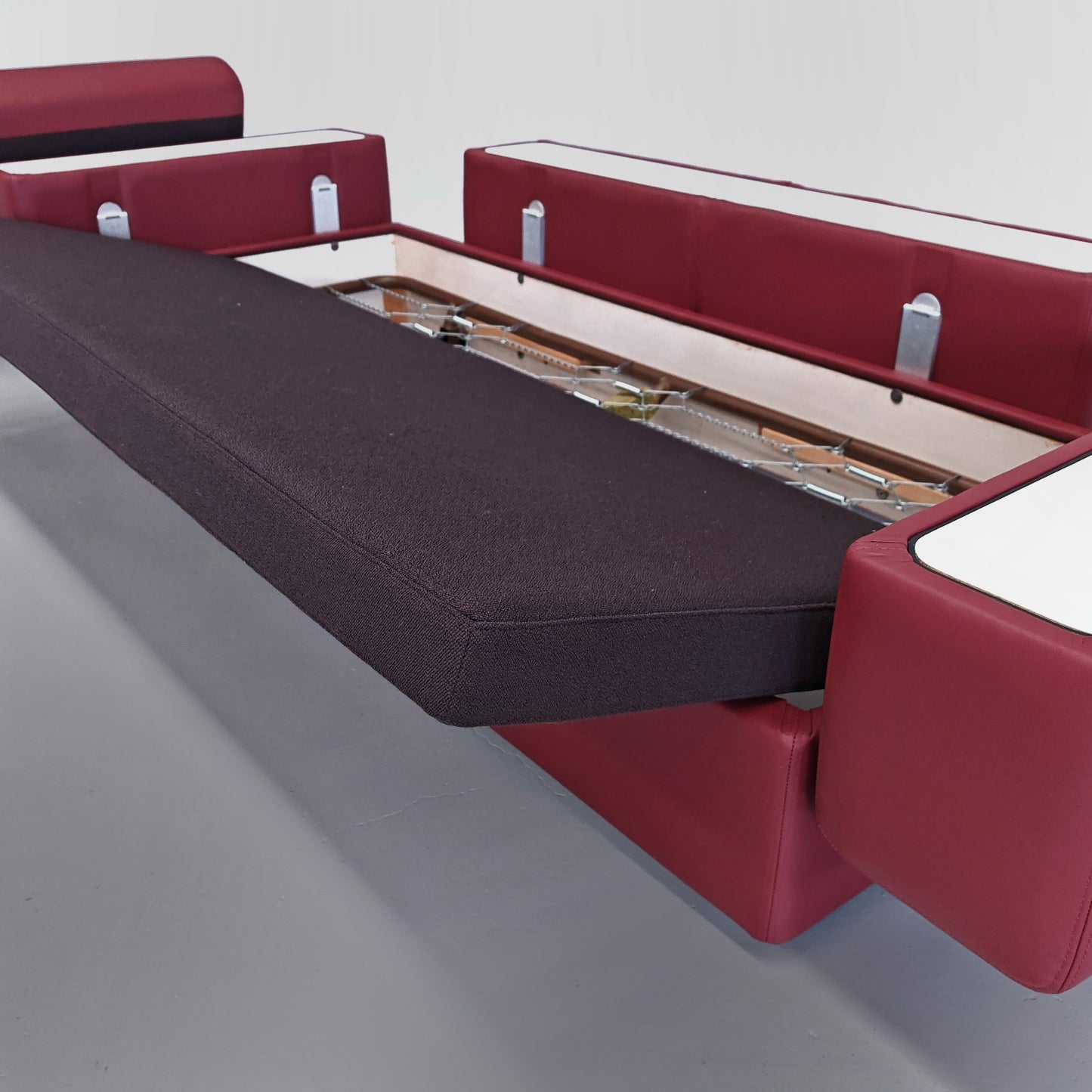 Divano Daybed mod. 711 Tito Agnoli per Cinova Pelle nuova Rosso chianti