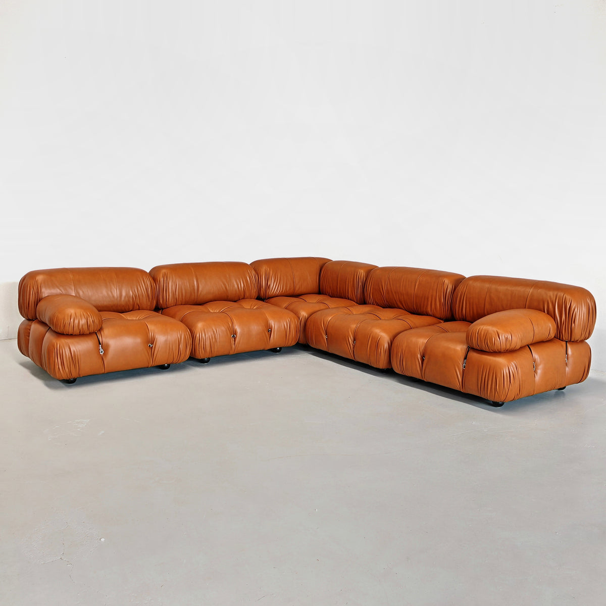 Divano 5 moduli Camaleonda Mario Bellini per B&B Pelle nuova Cognac
