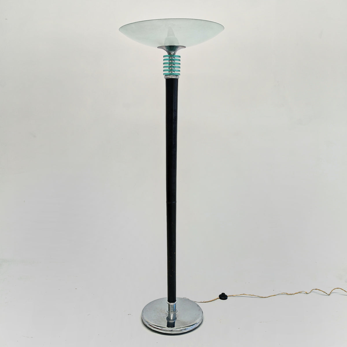 Lampada Art Déco francese anni ’20 piantana vintage torchière vetro satinato