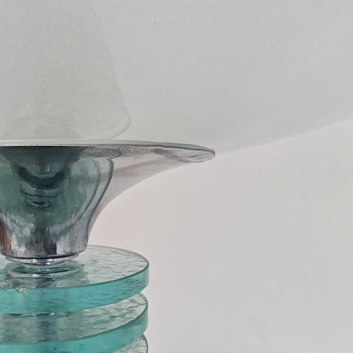 Lampada Art Déco francese anni ’20 piantana vintage torchière vetro satinato