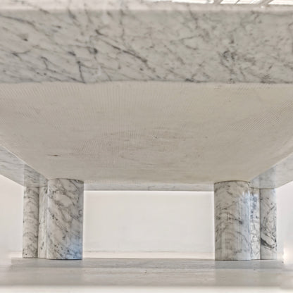 Table basse Jumbo en marbre, Gae Aulenti pour Knoll.
