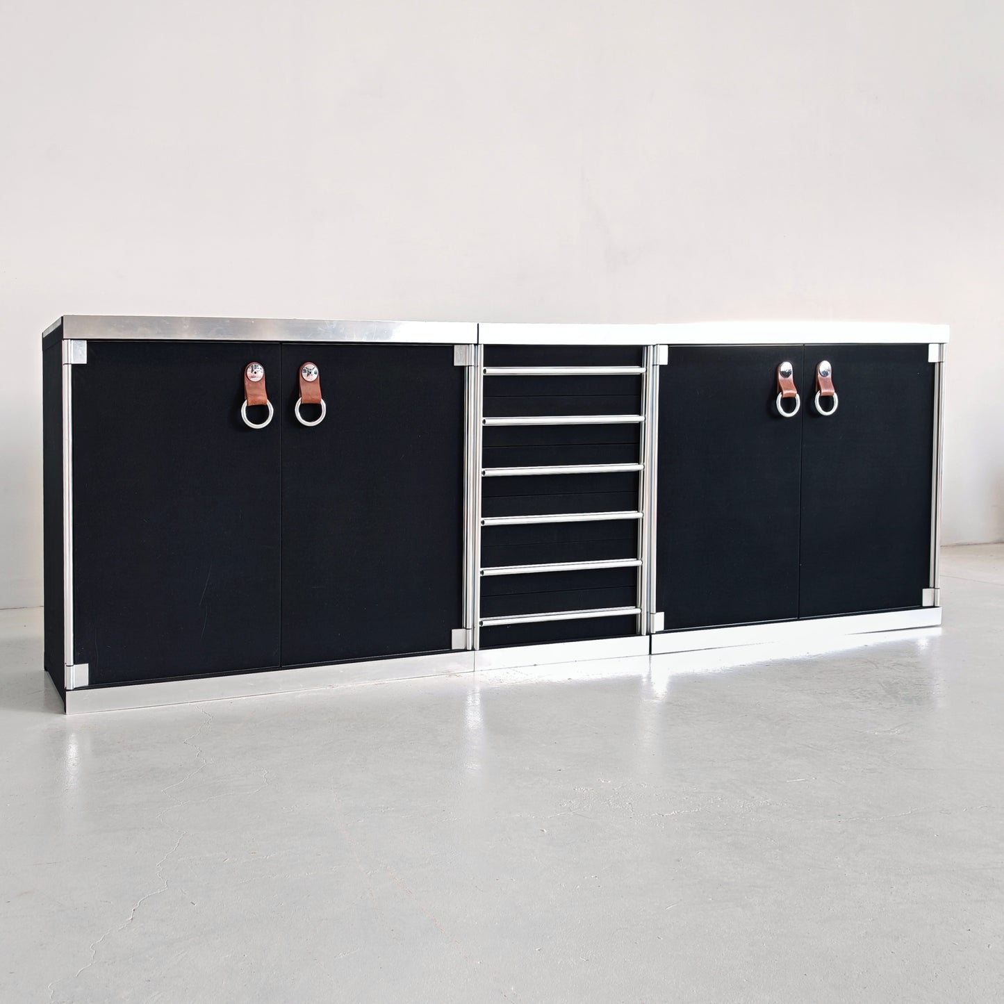 Sideboard Guido Faleschini per i4 Mariani (Hermes) anni 70