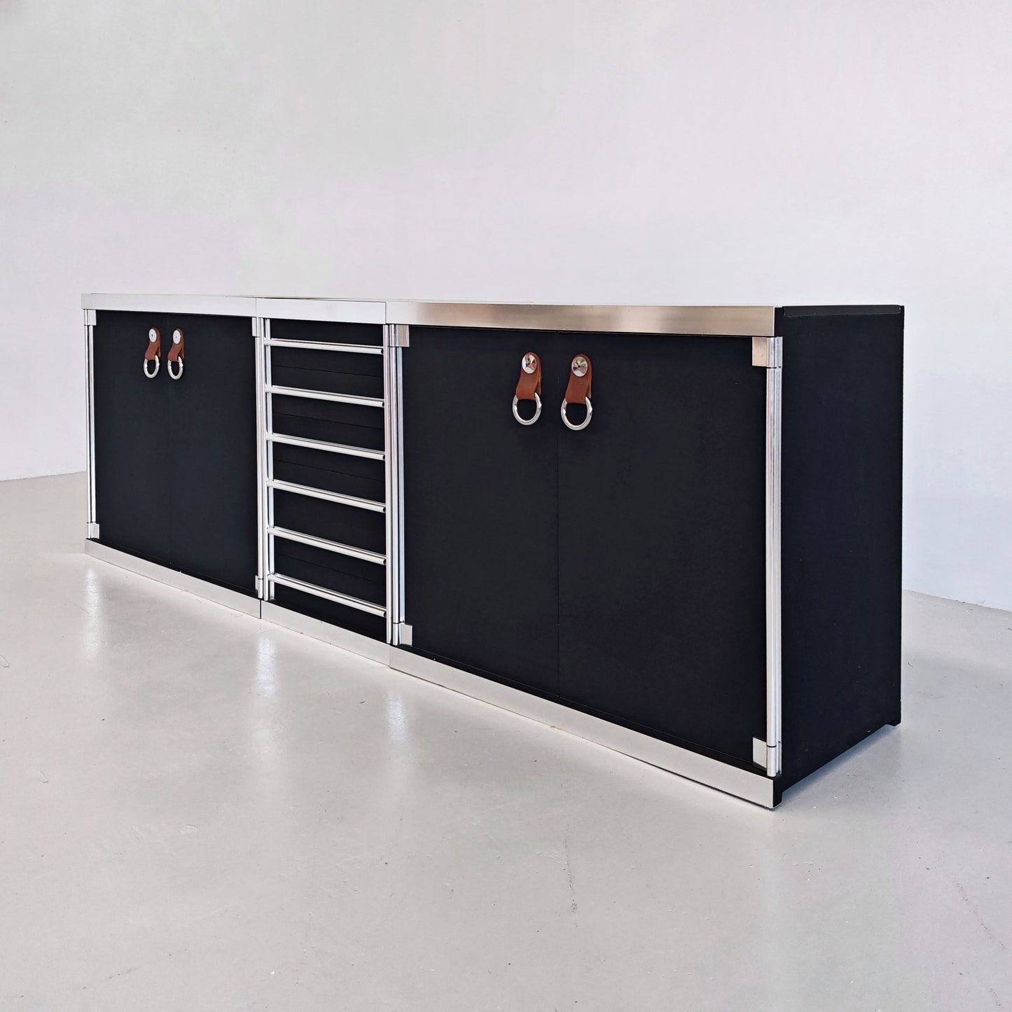 Sideboard Guido Faleschini per i4 Mariani (Hermes) anni 70