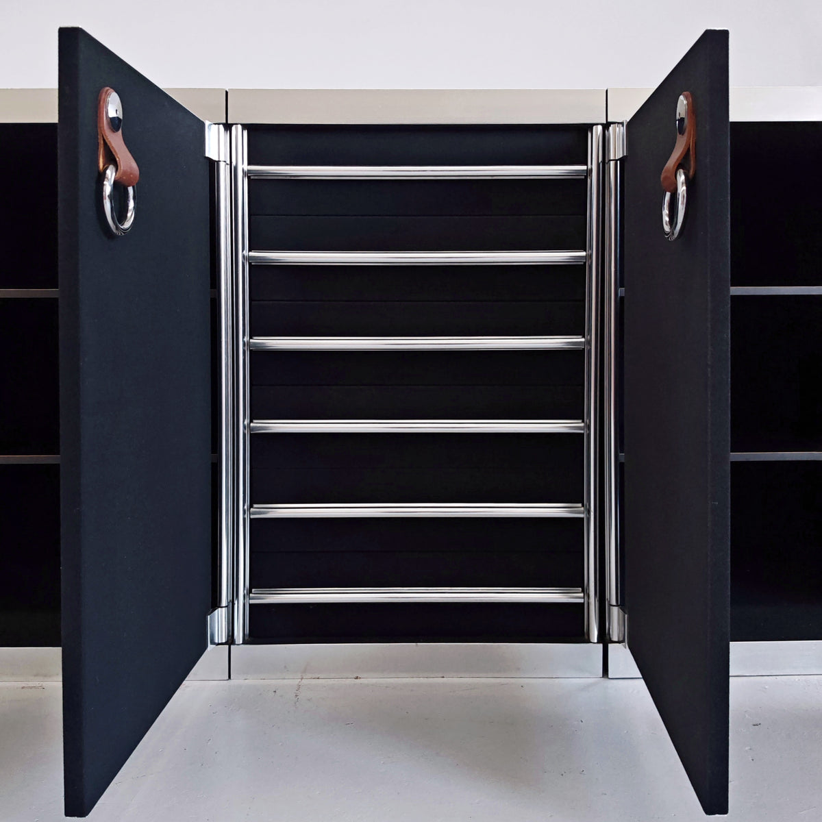Sideboard Guido Faleschini per i4 Mariani (Hermes) anni 70