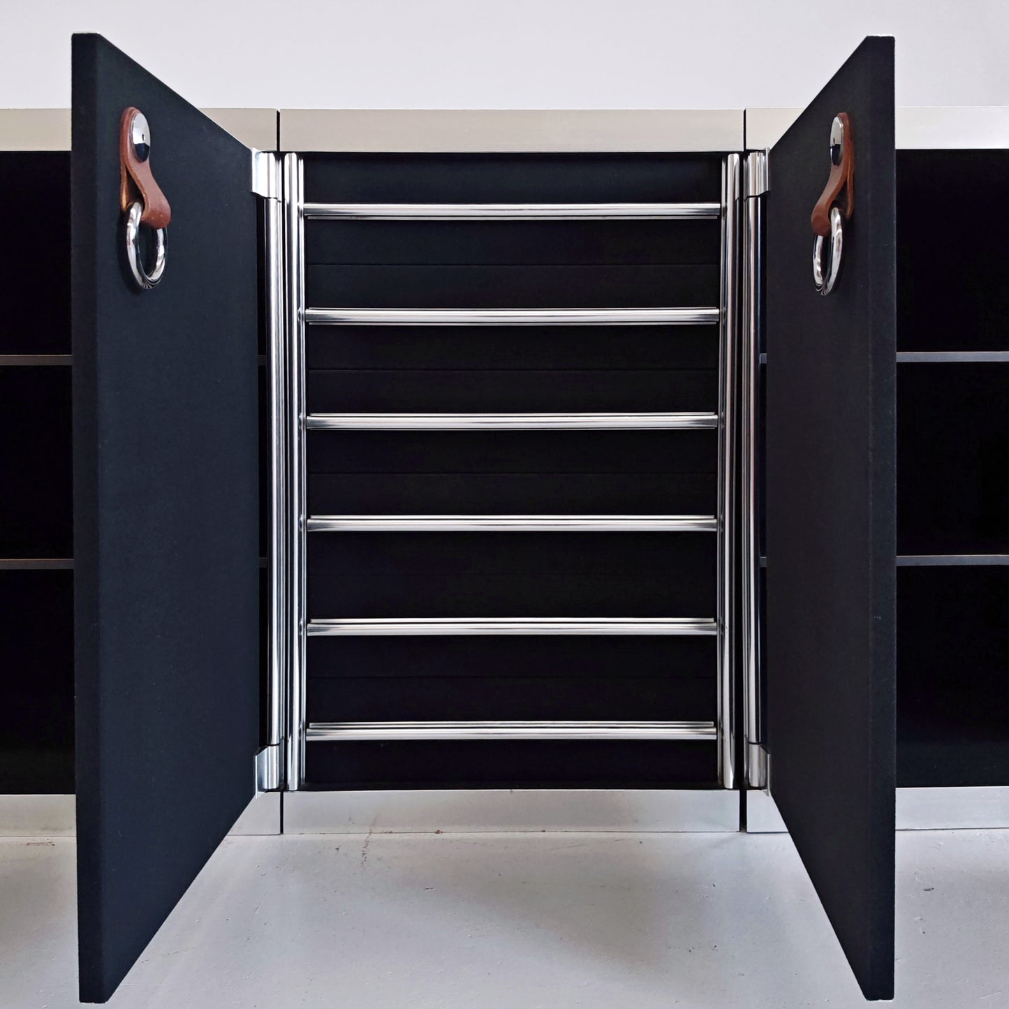 Sideboard Guido Faleschini per i4 Mariani (Hermes) anni 70