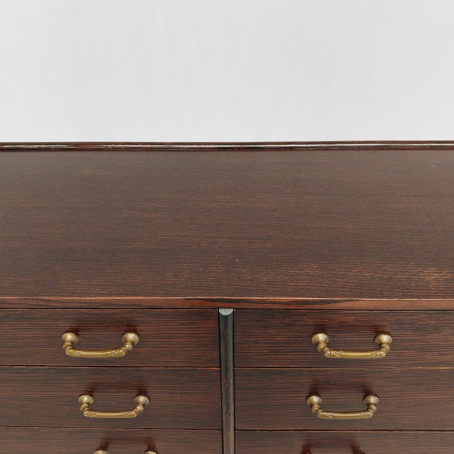 Cassettiera vintage di design  in legno esotico e bambù anni 70