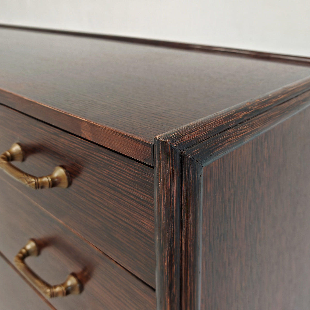 Cassettiera vintage di design  in legno esotico e bambù anni 70