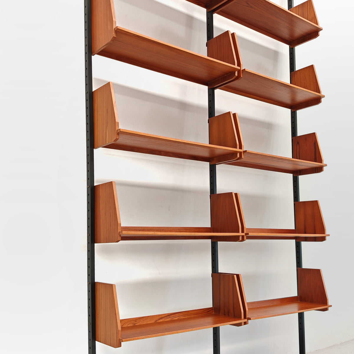 Bibliothèque suédoise Cielo Terra, design vintage des années 50/60