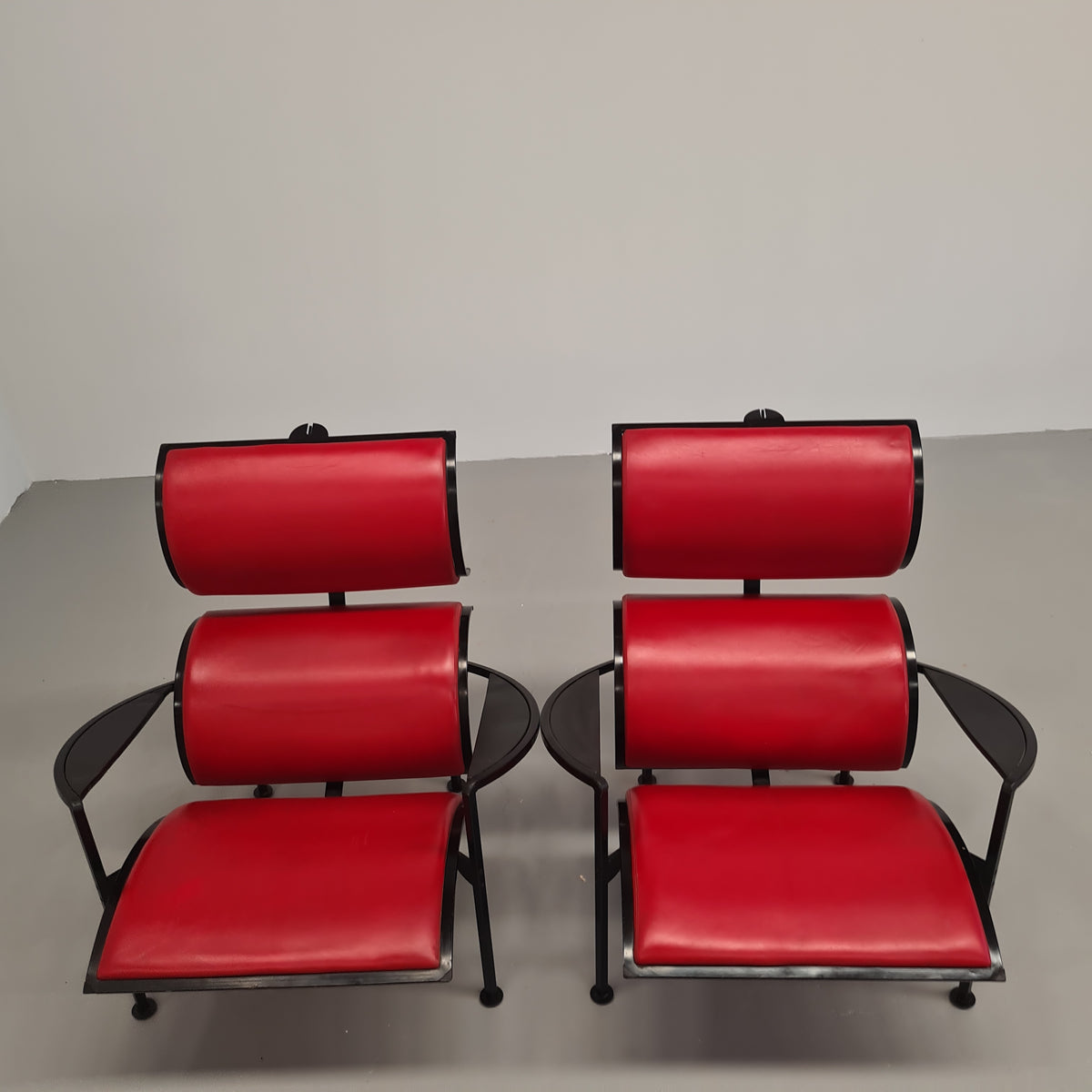 Paire de fauteuils en fer et cuir des années 80, modèle Signora Chan de Carlo Forcolini pour Alias (1986)